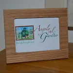 Angolo Sul Giardino B&B
